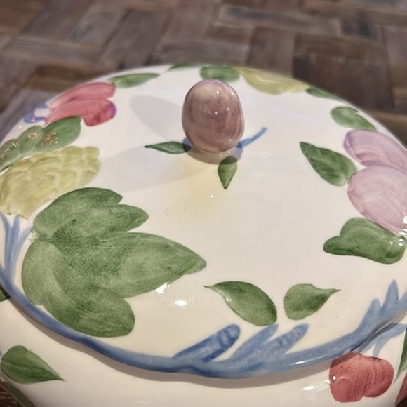 Franciscan Orchard Glade Covered Vegetable Dish - Picture 3 of 10